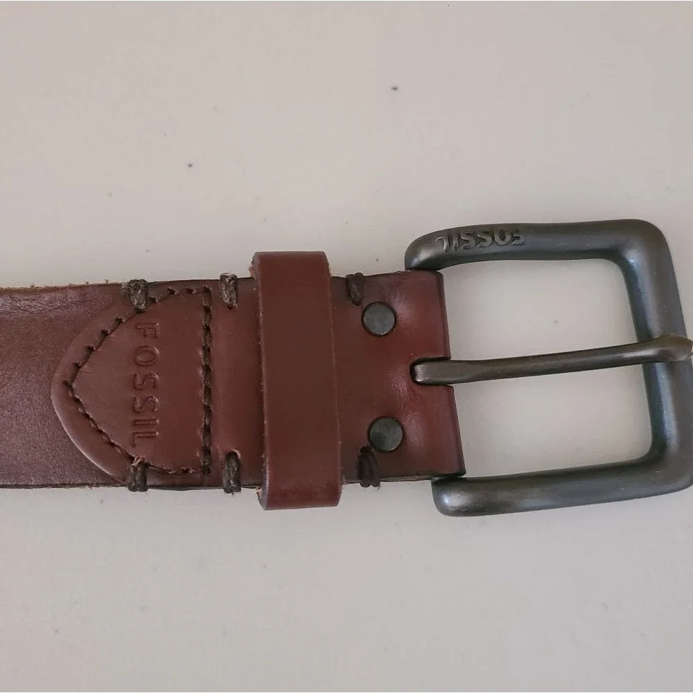fossil brown leather belt size 36 casual rugged distressed buckle MB1290201